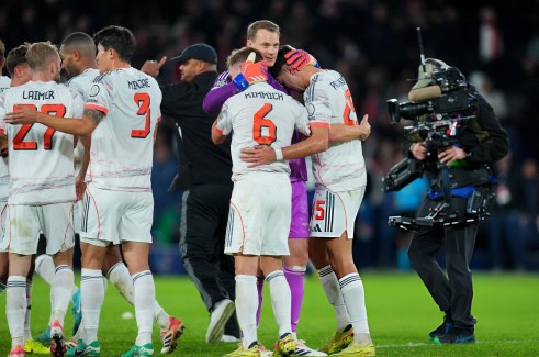 拜仁CEO:踢大巴黎像欧冠决赛,这场比赛证明我们能攻善守