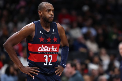 奇才伤病报告:米德尔顿因膝盖酸痛缺席与凯尔特人一战