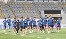 亚冠二级前瞻:东方主帅承诺派出主力,拉查武里力求全取三分