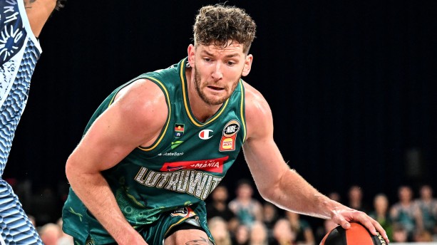 690a79ab6bcf9cc1fb42b05e_GettyImages-2244424781 (1).jpg