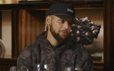 库里:生涯初期感觉自己像软面条,还以为是球鞋有问题