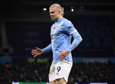 吹爆!卡拉格:没有哈兰德,曼城绝无可能问鼎欧冠或英超