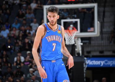 雷霆伤病报告:霍姆格伦、多尔特、卡鲁索都将缺席今日的比赛