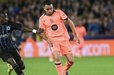 队报:巴黎正关注埃里克·加西亚,巴萨则有信心能与其续约